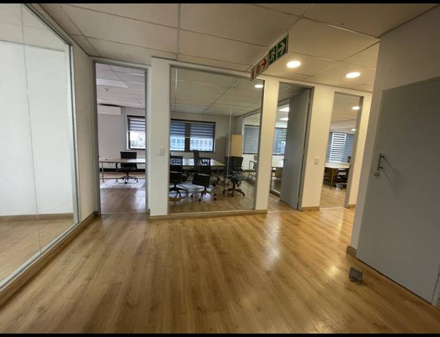 800M² OFFICE TO LET IN RIVONIA
